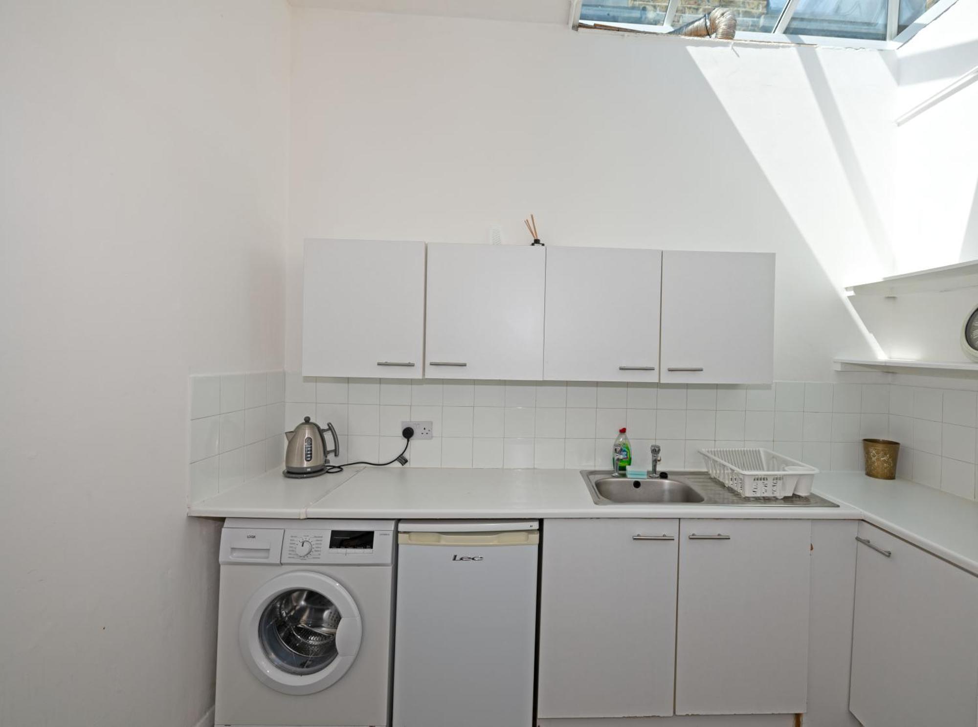 Flat In Clapham Budget Friendly Stay London Exterior foto